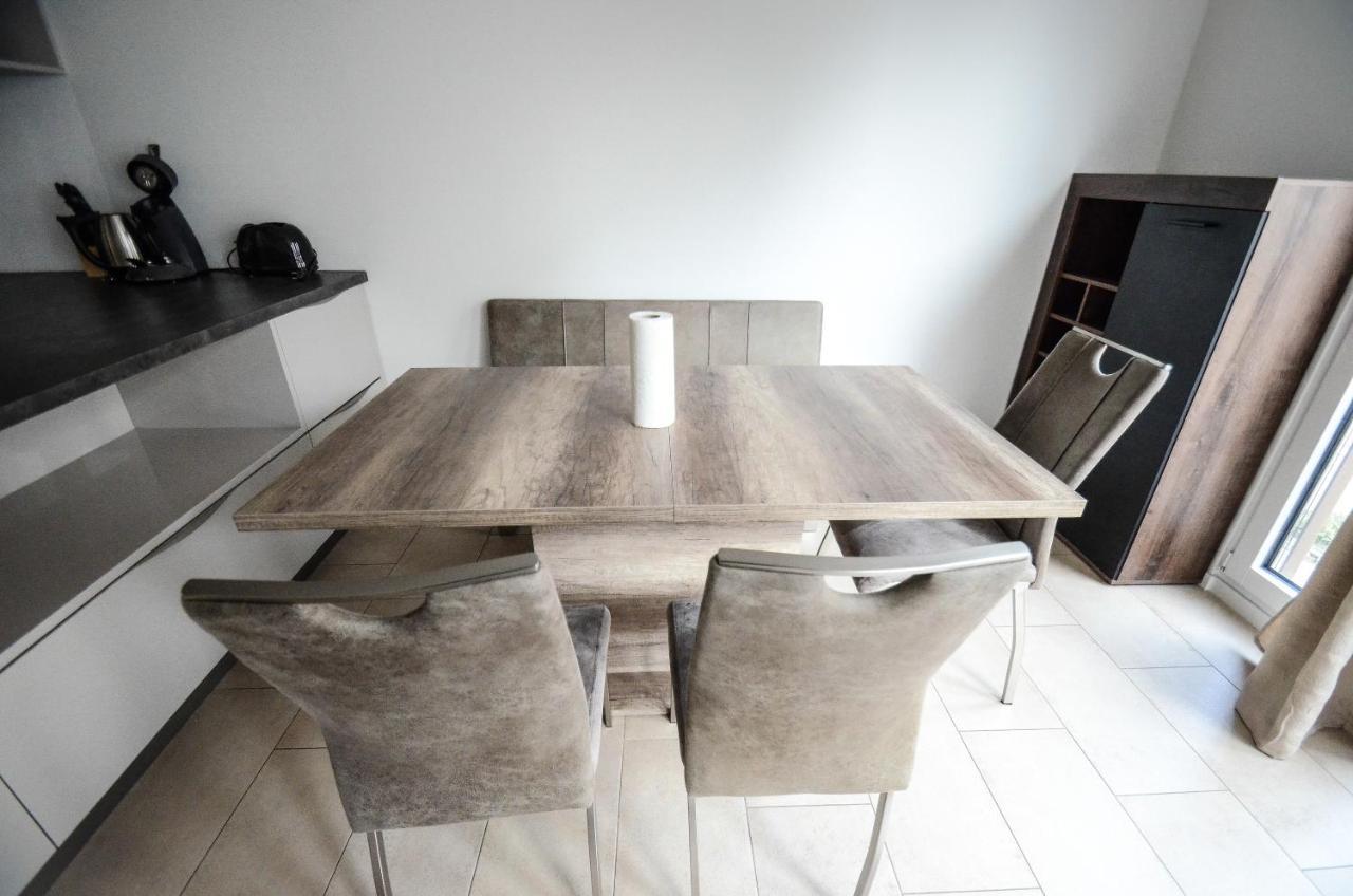 Appartement Hochwertig Im Herzen Stuttgarts