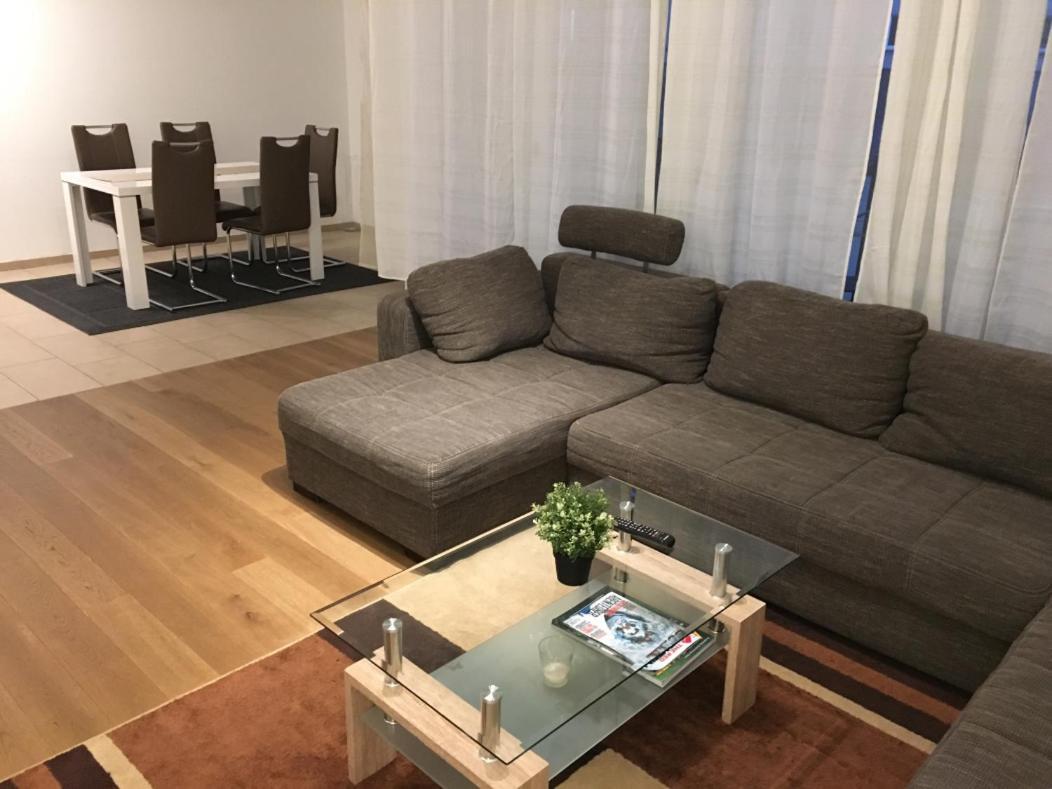 Appartement Hochwertig Im Herzen Stuttgarts