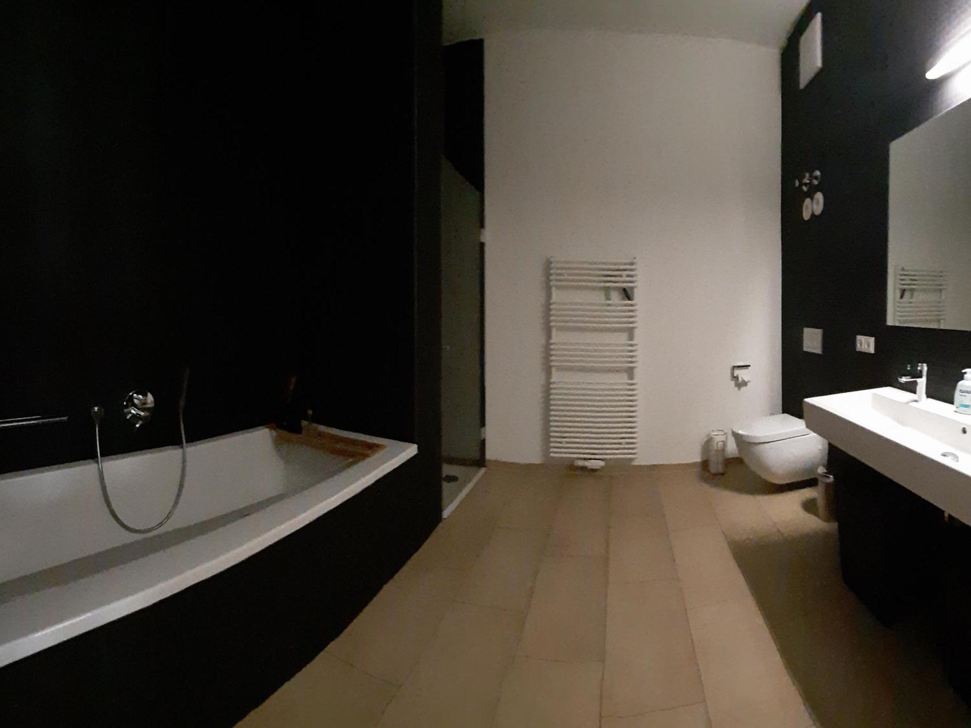 Appartement Hochwertig Im Herzen Stuttgarts
